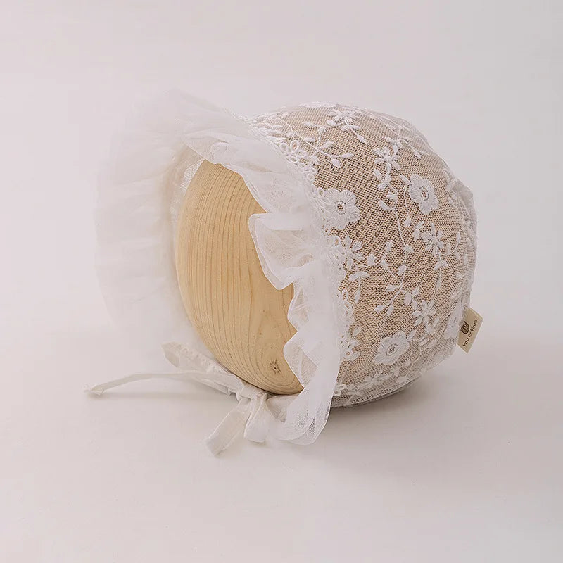 1 Piece Korean Fashion Princess Beanie for Baby Girl Mesh Gauze Embroidery Floral Ruffle Newborn Photography Props Infanr Hat