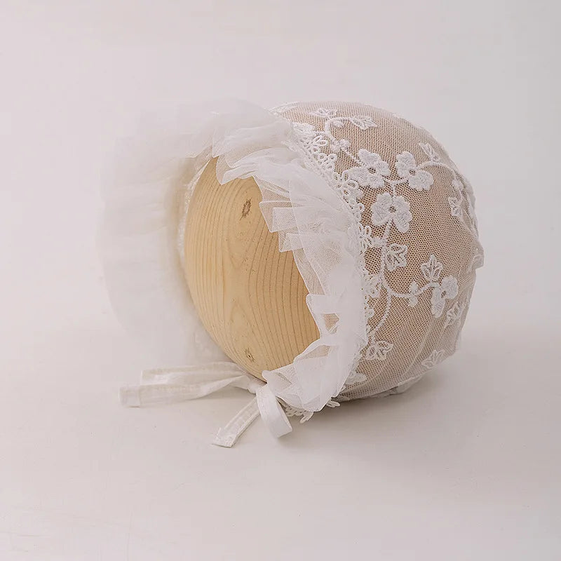 1 Piece Korean Fashion Princess Beanie for Baby Girl Mesh Gauze Embroidery Floral Ruffle Newborn Photography Props Infanr Hat