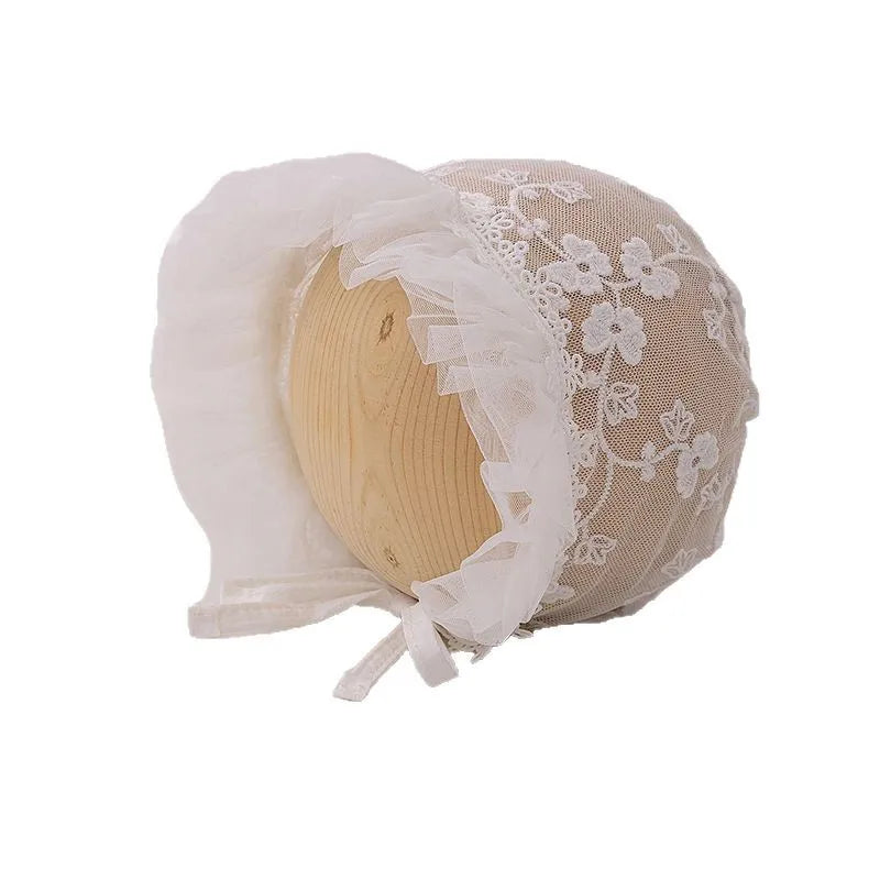 1 Piece Korean Fashion Princess Beanie for Baby Girl Mesh Gauze Embroidery Floral Ruffle Newborn Photography Props Infanr Hat